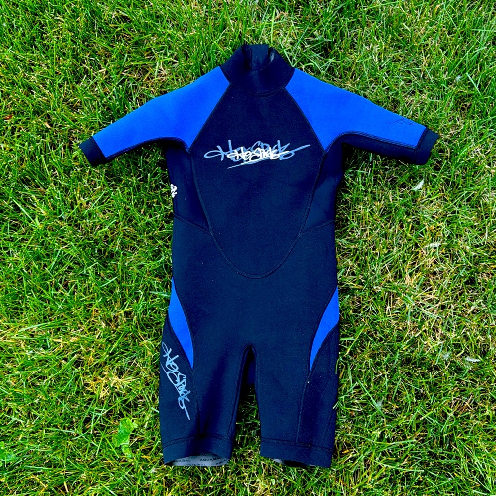 HO Sports Junior short wet suit size 8